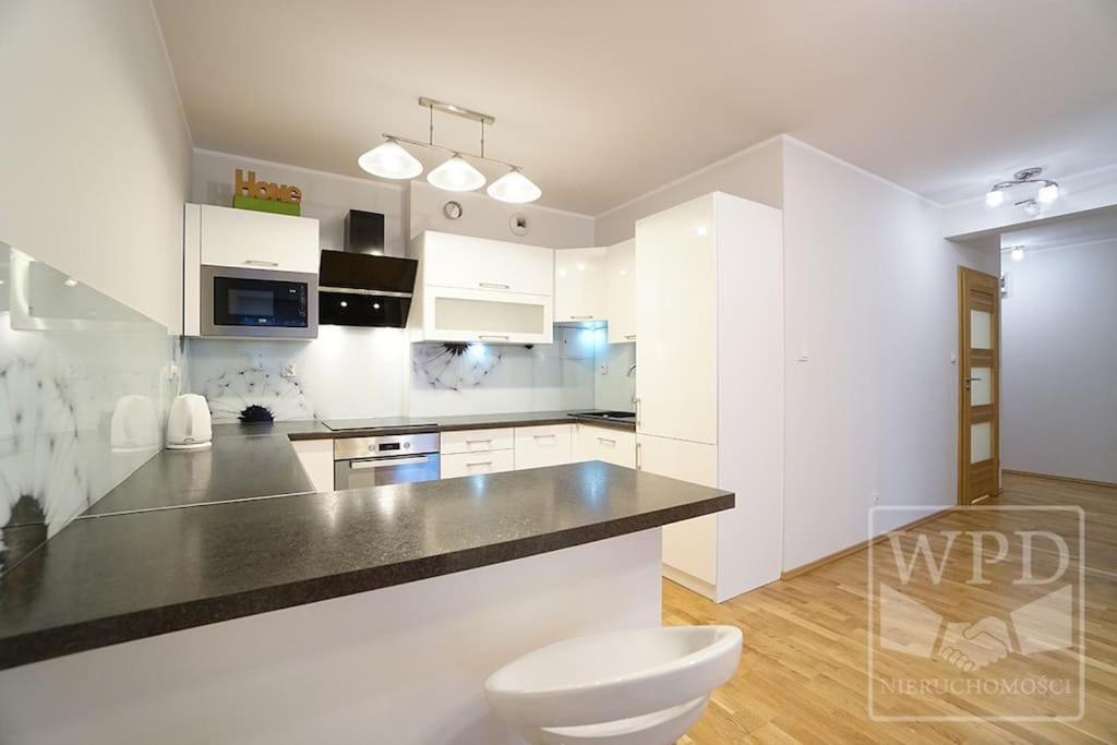 Apartament Modern Apartment-city Center-new Building-garage