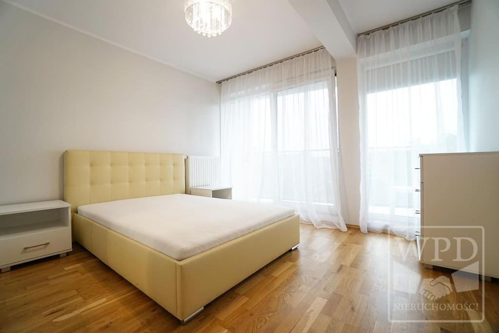 Apartament Modern Apartment-city Center-new Building-garage